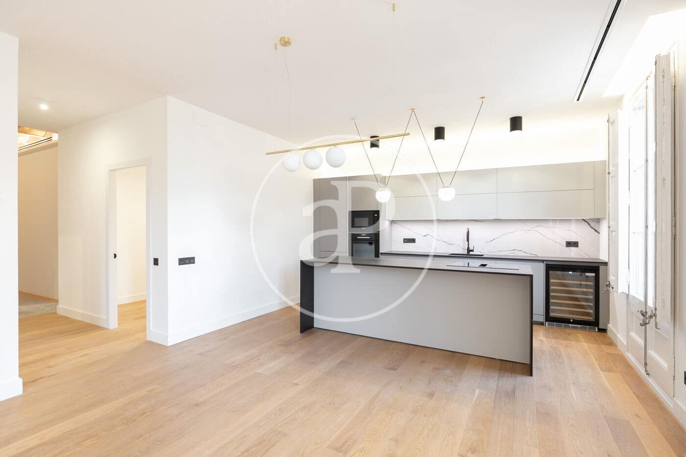 4 soveværelse Lejlighed til salg i Barcelona by - € 1.150.000 (Ref: 8902307)