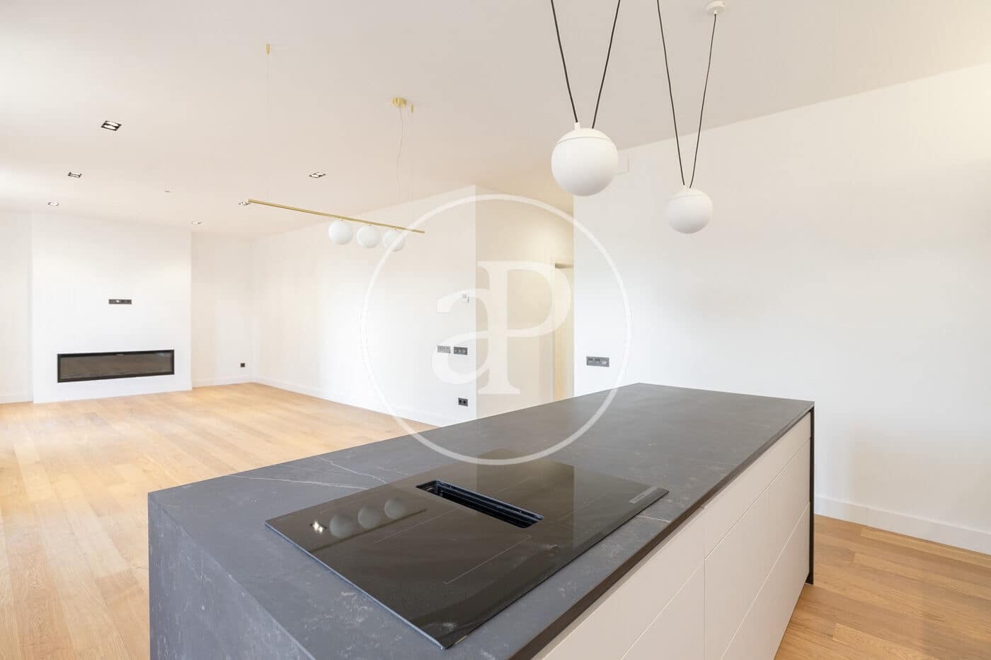 4 soveværelse Lejlighed til salg i Barcelona by - € 1.150.000 (Ref: 8902307)