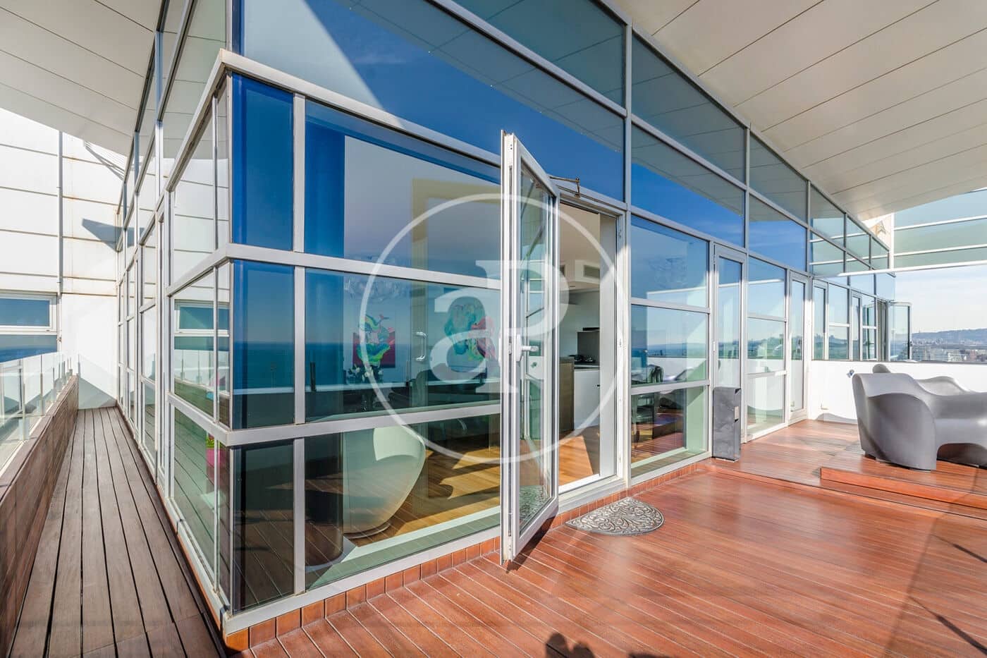 2 bedroom Penthouse for rent in Barcelona city - € 7,500 (Ref: 8902309)