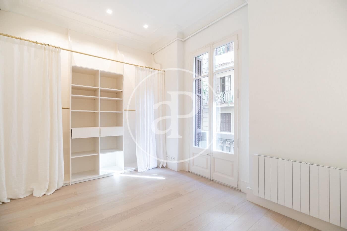 4 soveværelse Lejlighed til salg i Barcelona by - € 1.490.000 (Ref: 8905661)