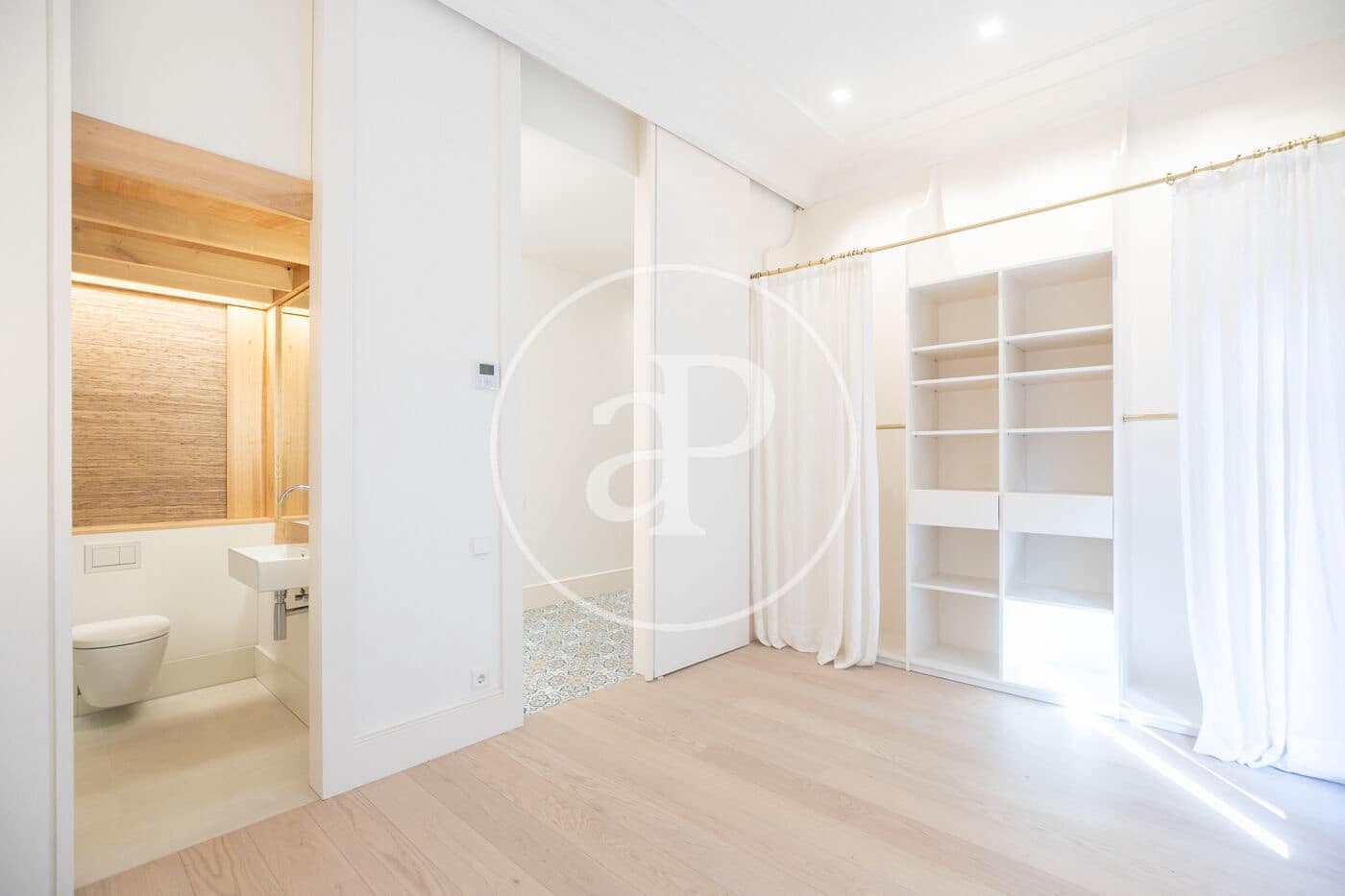 4 soveværelse Lejlighed til salg i Barcelona by - € 1.490.000 (Ref: 8905661)