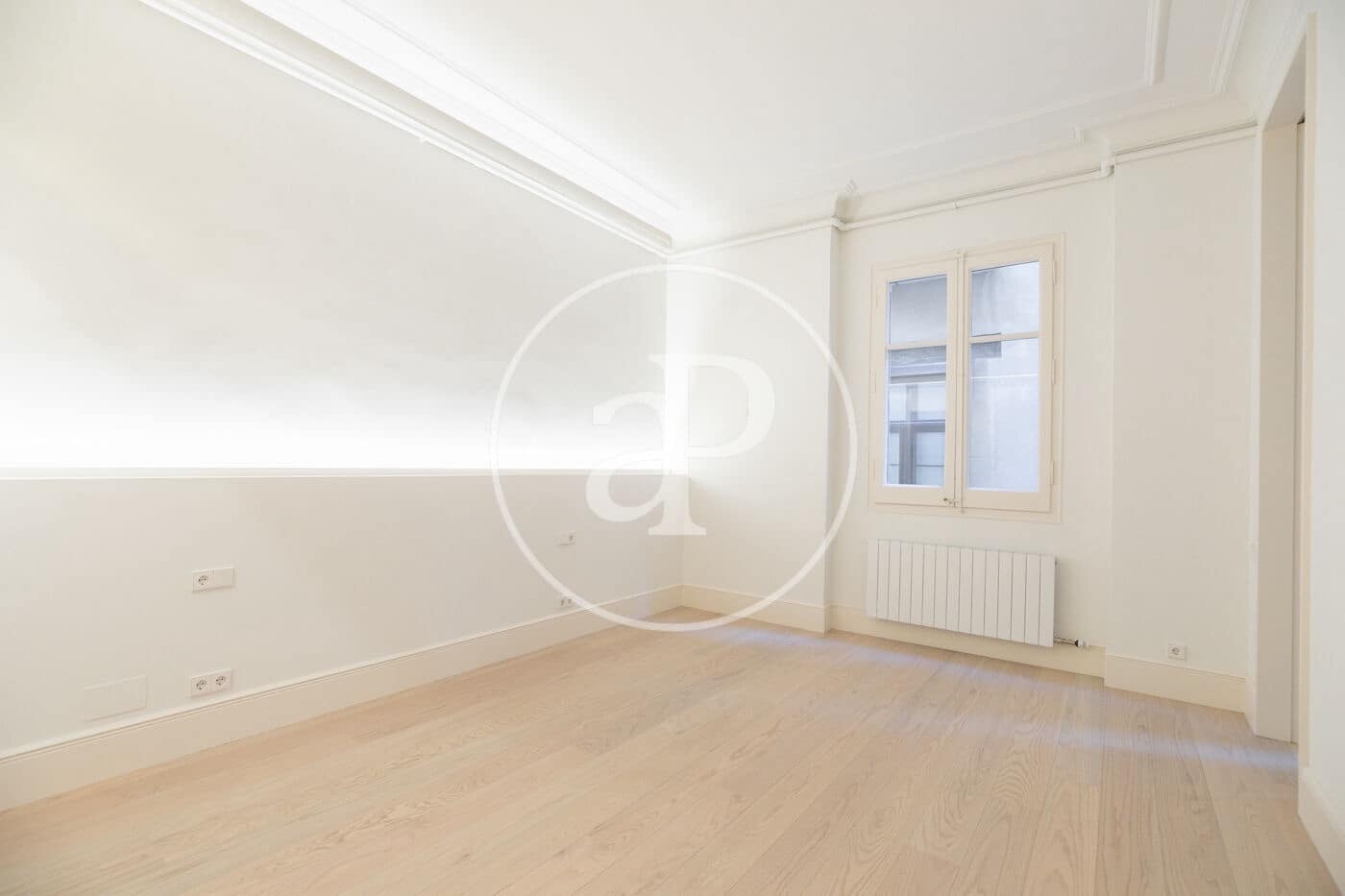 4 soveværelse Lejlighed til salg i Barcelona by - € 1.490.000 (Ref: 8905661)