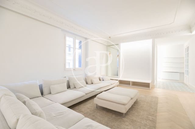 4 soveværelse Lejlighed til salg i El Barri Gòtic, Barcelona by - € 1.490.000 (Ref: 8905661)