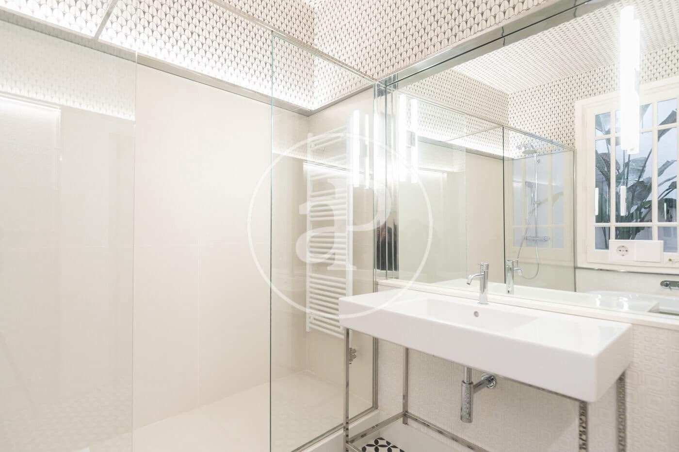 4 soveværelse Lejlighed til salg i Barcelona by - € 1.490.000 (Ref: 8905661)