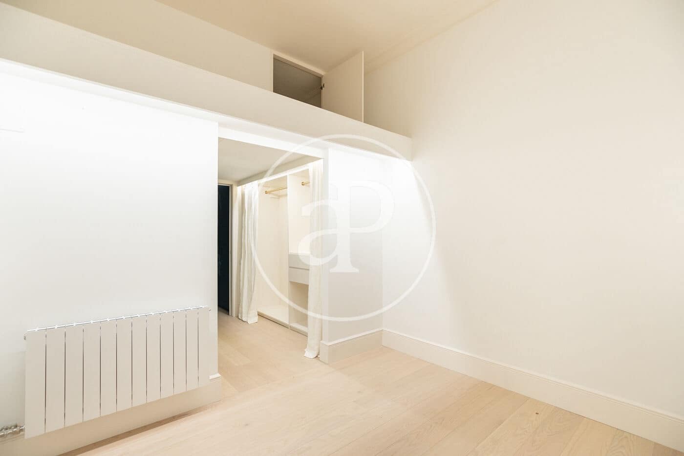 4 soveværelse Lejlighed til salg i Barcelona by - € 1.490.000 (Ref: 8905661)