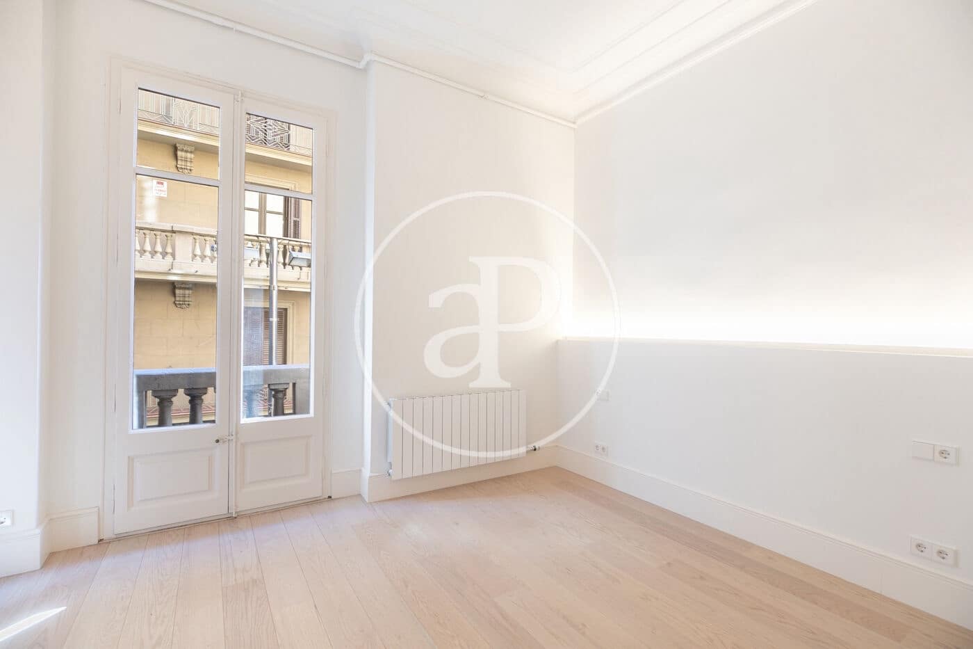 4 soveværelse Lejlighed til salg i Barcelona by - € 1.490.000 (Ref: 8905661)