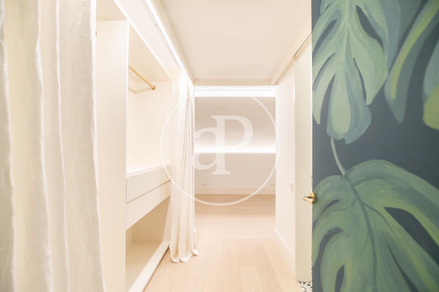 4 soveværelse Lejlighed til salg i Barcelona by - € 1.490.000 (Ref: 8905661)