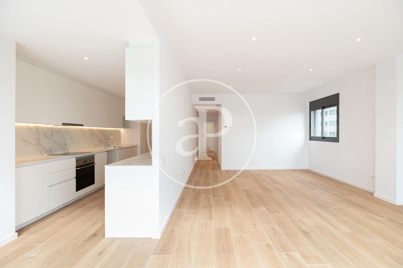 4 bedroom Apartment for rent in Esplugues de Llobregat with pool - € 3,700 (Ref: 8905665)