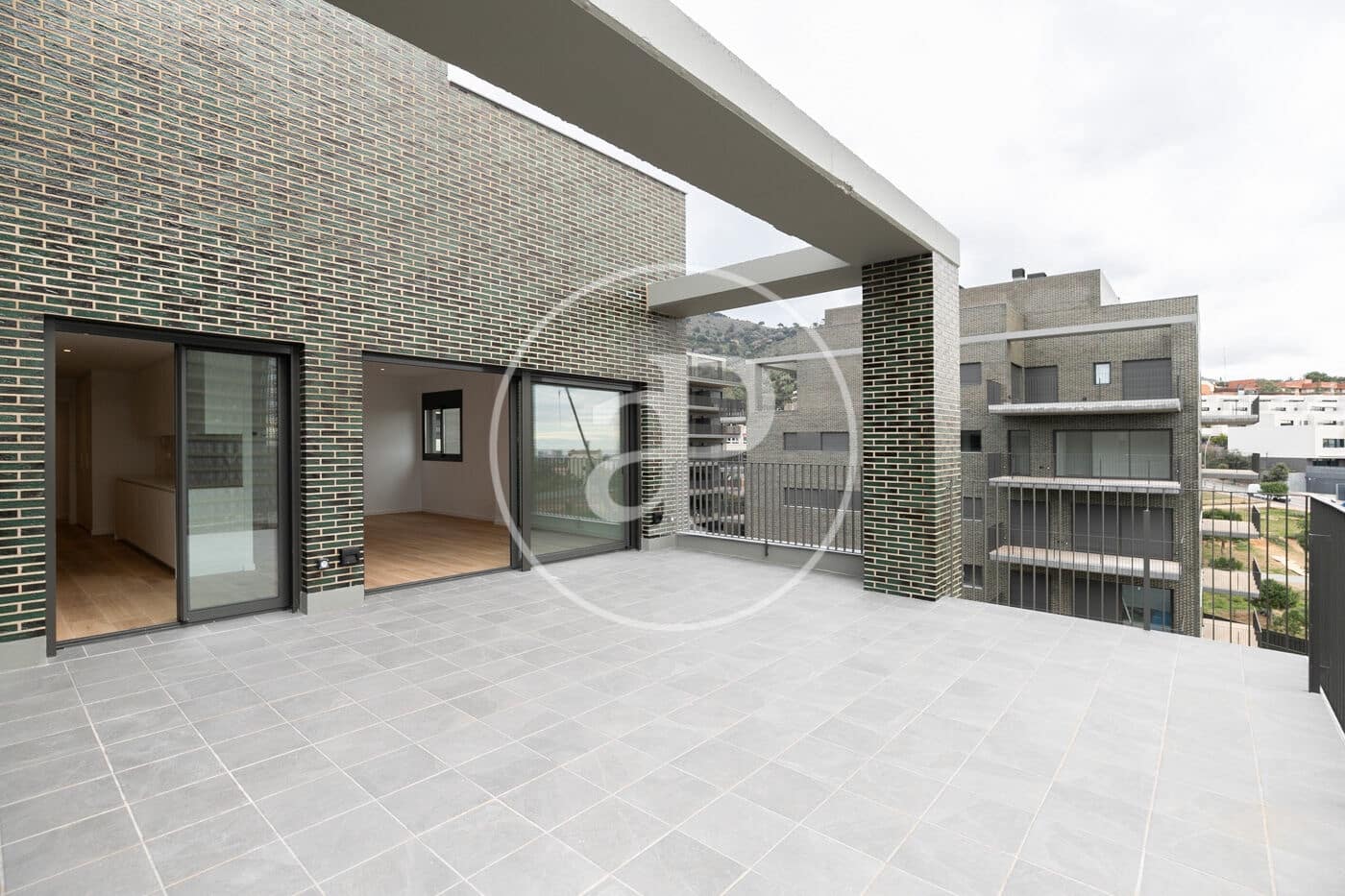 4 bedroom Apartment for rent in Esplugues de Llobregat with pool - € 3,700 (Ref: 8905665)