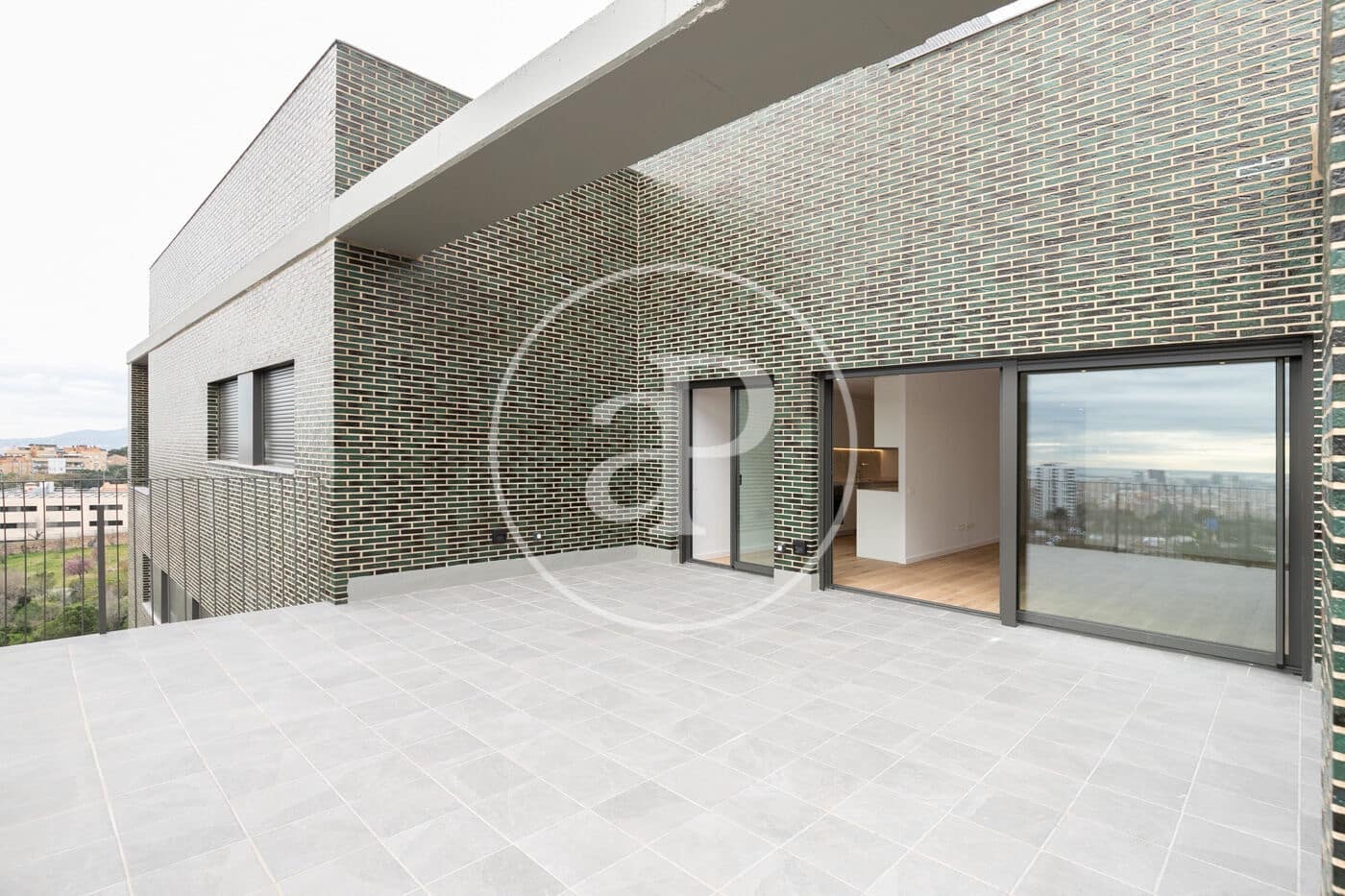 4 bedroom Apartment for rent in Esplugues de Llobregat with pool - € 3,700 (Ref: 8905665)