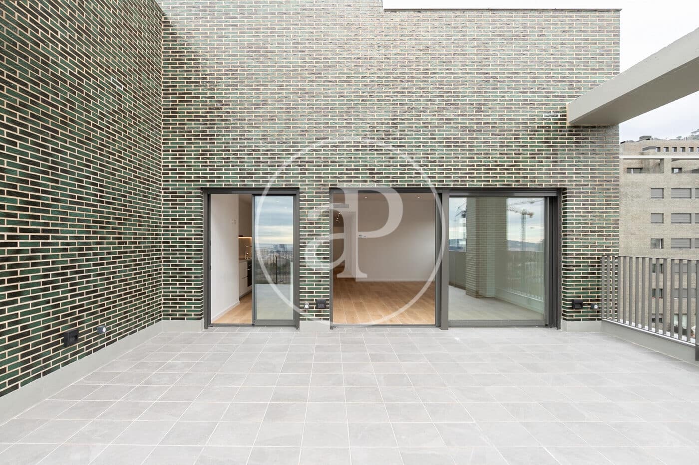 4 bedroom Apartment for rent in Esplugues de Llobregat with pool - € 3,700 (Ref: 8905665)