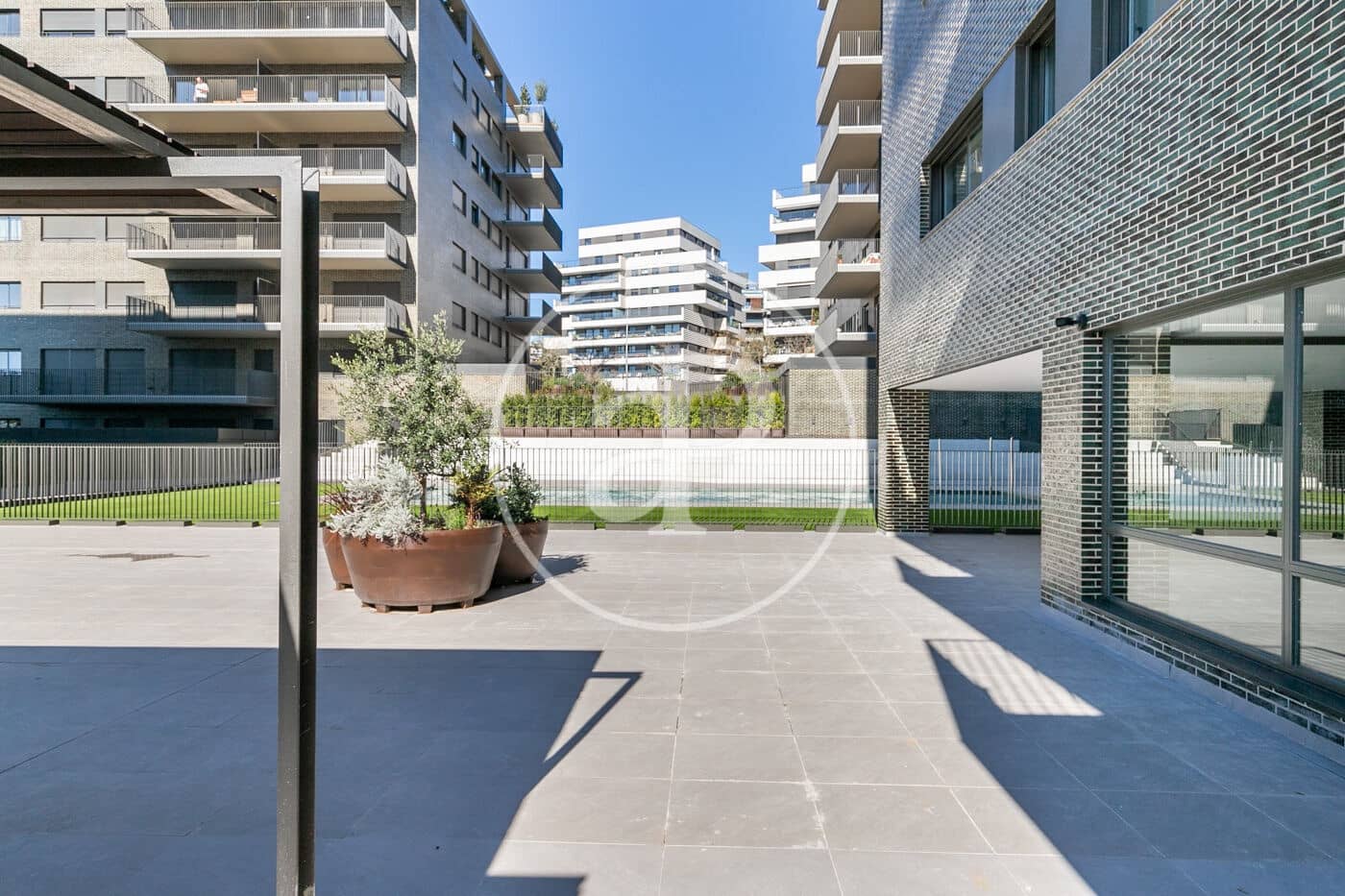 4 bedroom Apartment for rent in Esplugues de Llobregat with pool - € 3,700 (Ref: 8905665)