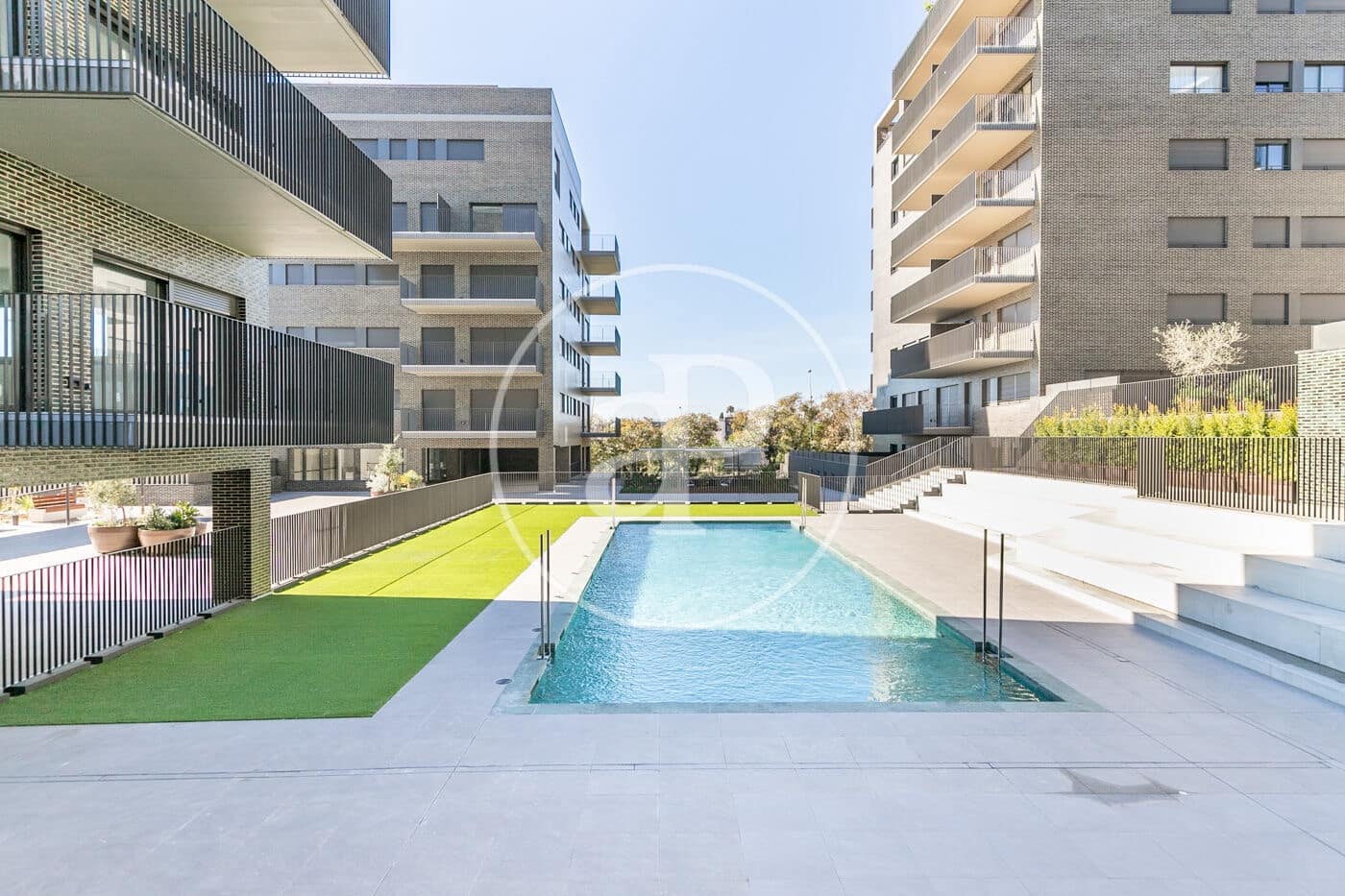 4 bedroom Apartment for rent in Esplugues de Llobregat with pool - € 3,700 (Ref: 8905665)