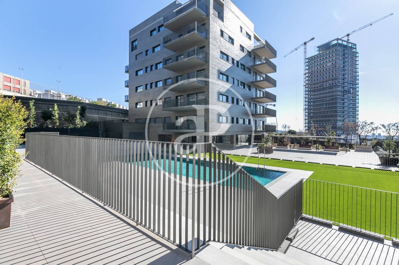 4 bedroom Apartment for rent in Esplugues de Llobregat with pool - € 3,700 (Ref: 8905665)