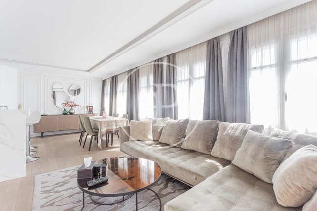 2 soveværelse Penthouse til leje i El Fort Pienc, Barcelona by - € 3.750 (Ref: 8907663)
