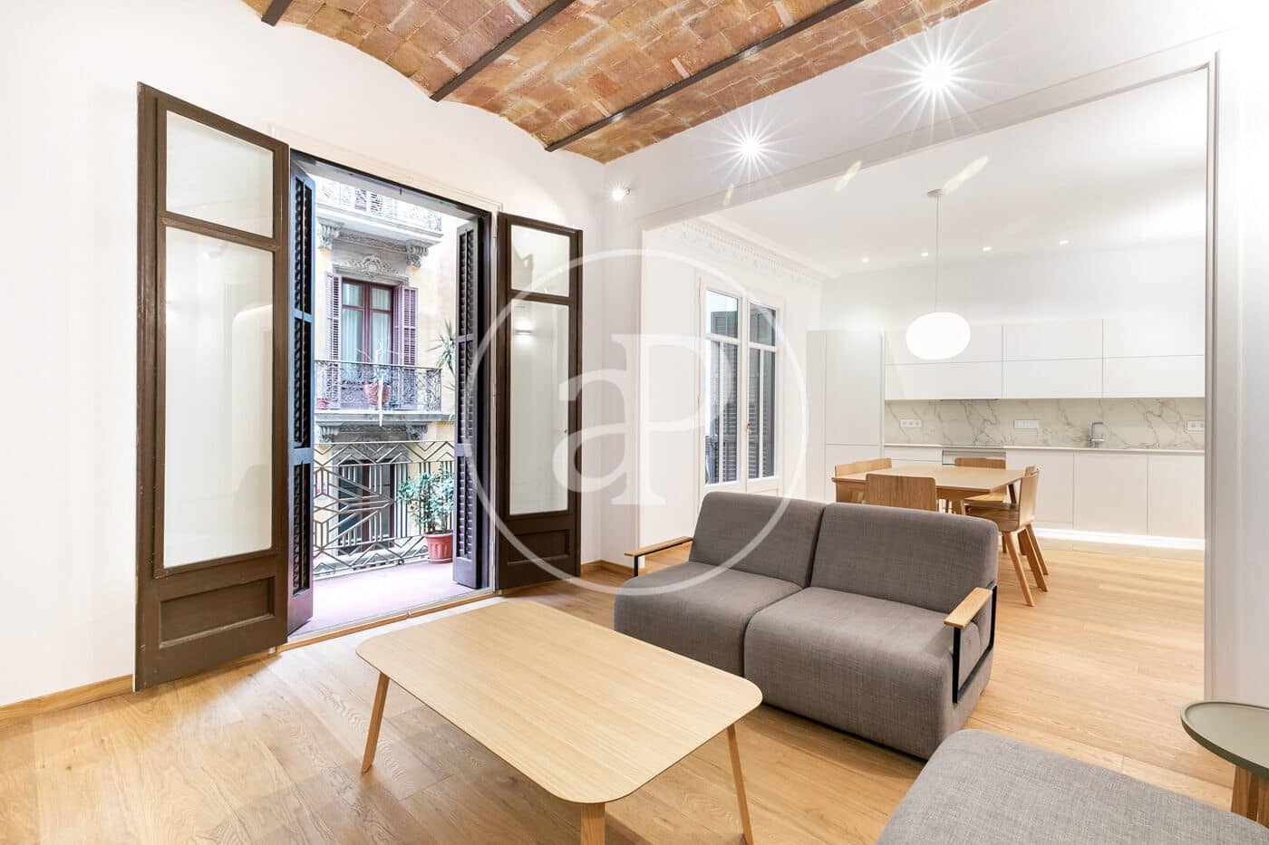 4 Zimmer Apartment zu vermieten in Barcelona Stadt - 2.900 € (Ref: 8907665)