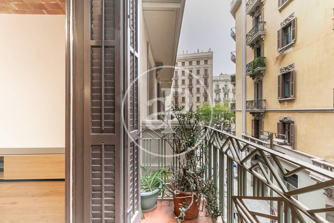 4 Zimmer Apartment zu vermieten in Barcelona Stadt - 2.900 € (Ref: 8907665)