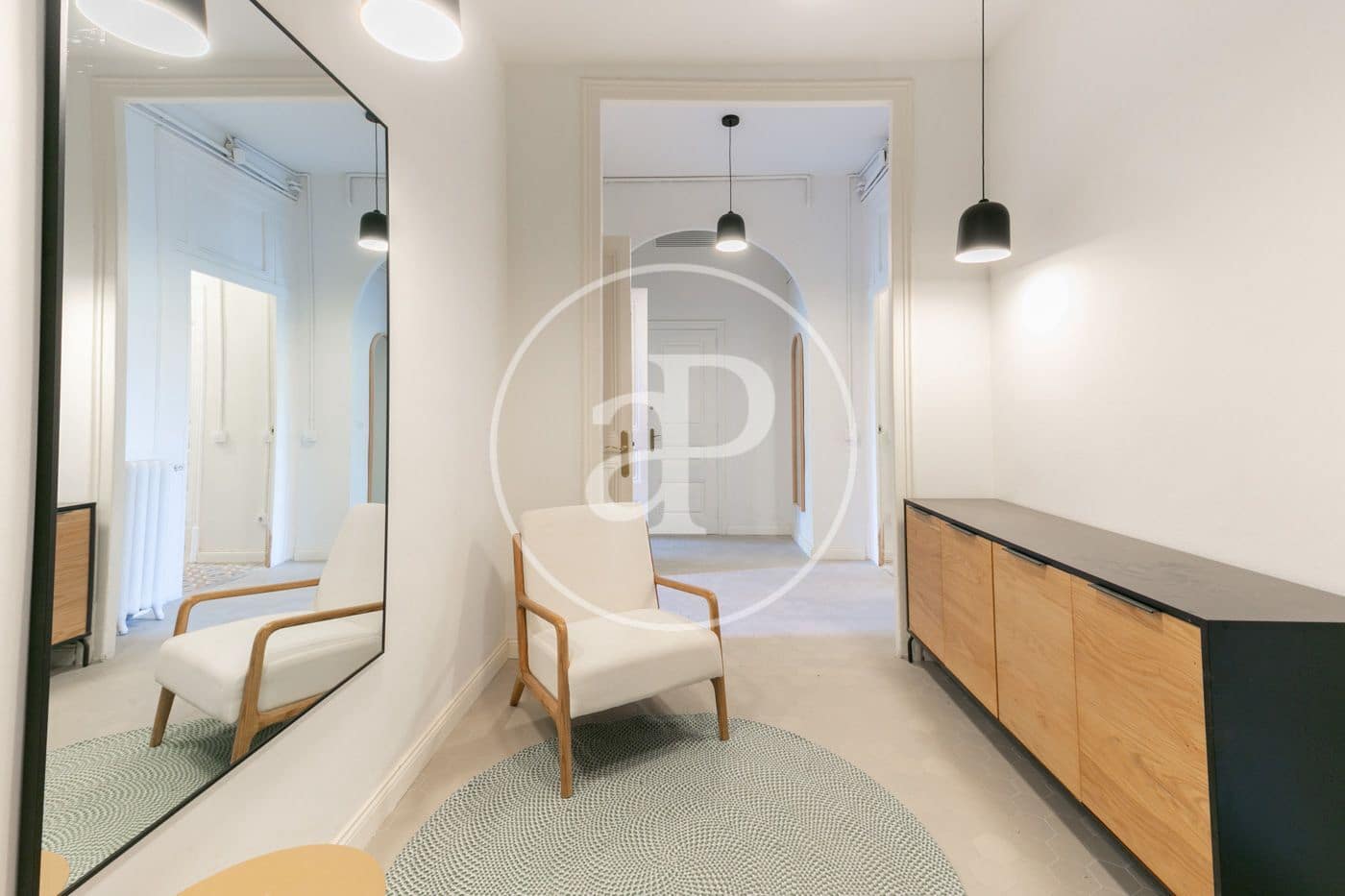 5 bedroom Apartment for rent in Barcelona city - € 4,500 (Ref: 8913198)