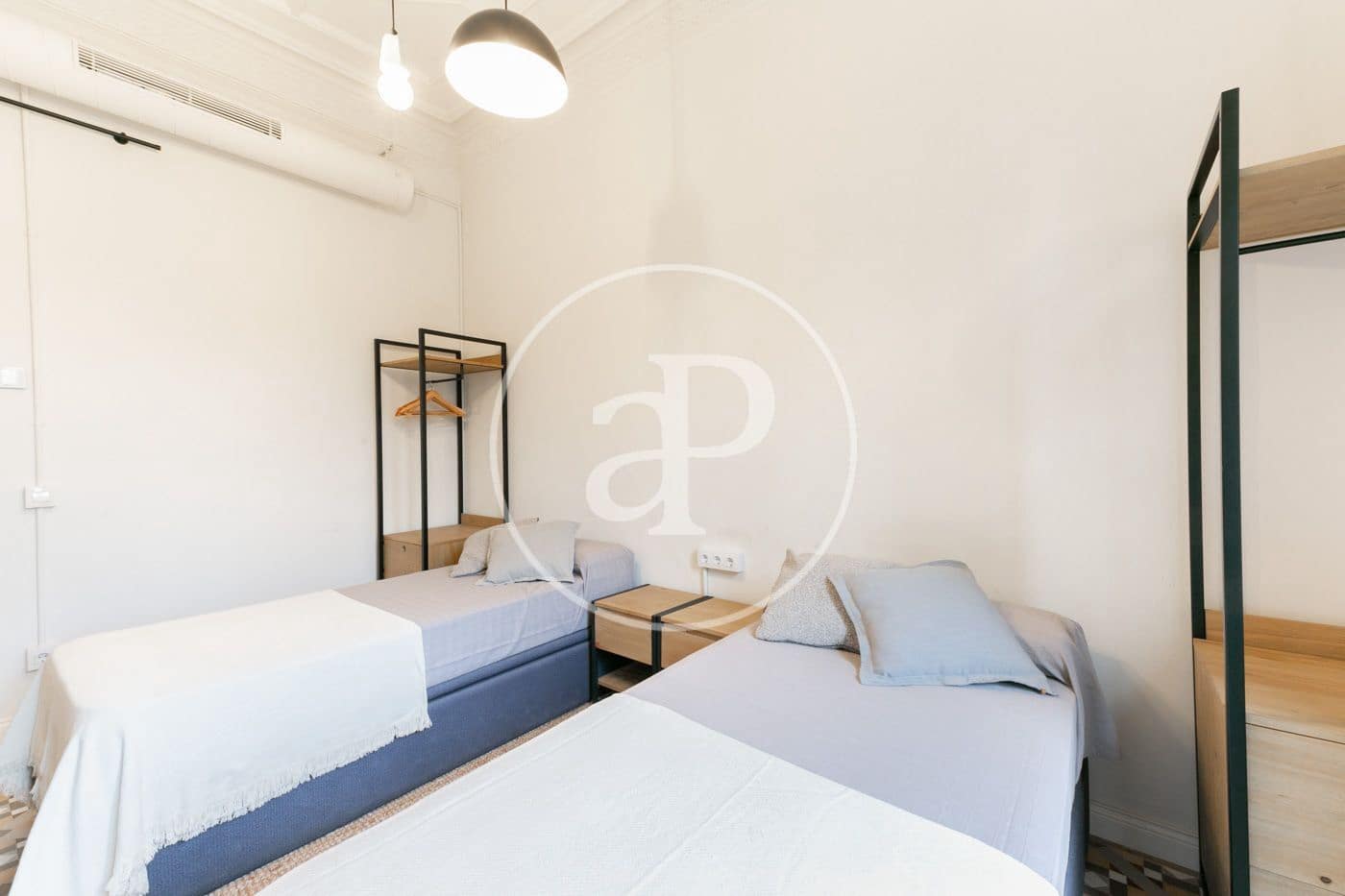 5 bedroom Apartment for rent in Barcelona city - € 4,500 (Ref: 8913198)