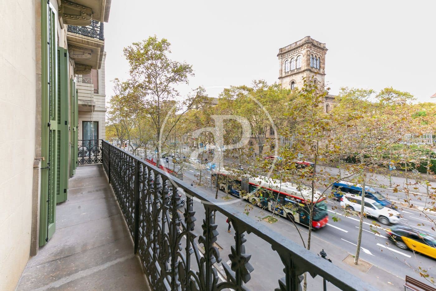5 bedroom Apartment for rent in Barcelona city - € 4,500 (Ref: 8913198)