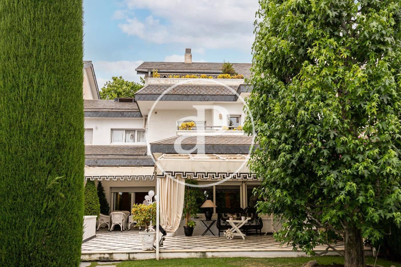6 soveværelse Villa til salg i Barcelona by med swimmingpool - € 4.100.000 (Ref: 8913200)