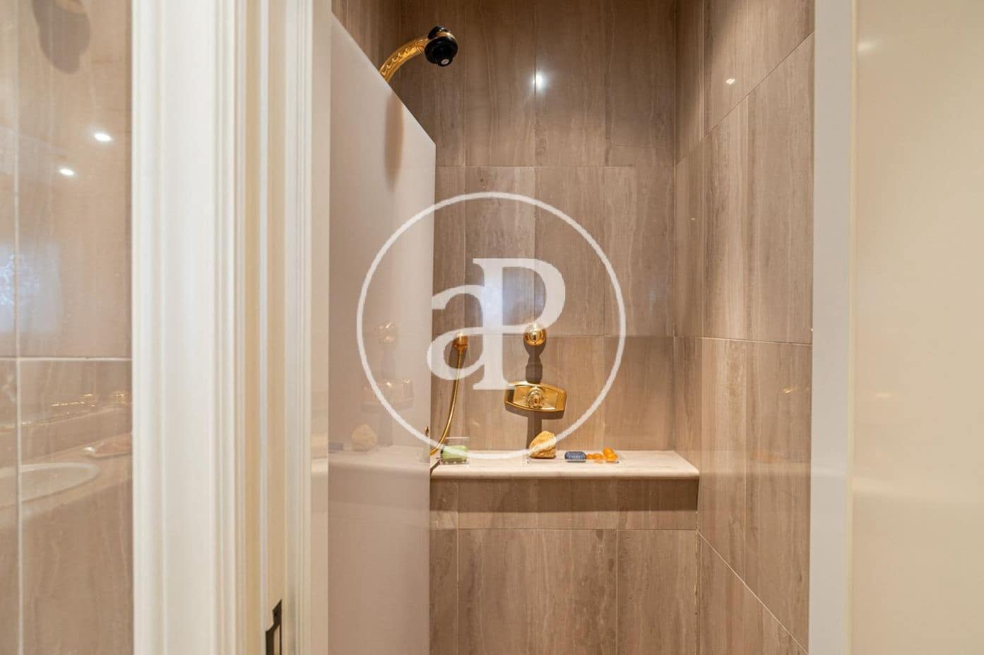 6 soveværelse Villa til salg i Barcelona by med swimmingpool - € 4.100.000 (Ref: 8913200)