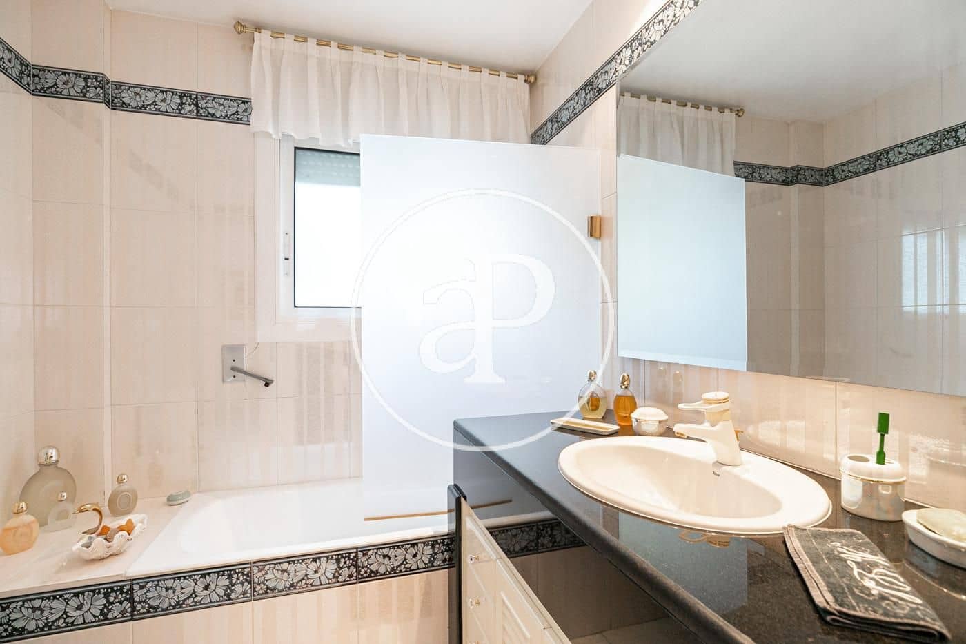 6 soveværelse Villa til salg i Barcelona by med swimmingpool - € 4.100.000 (Ref: 8913200)