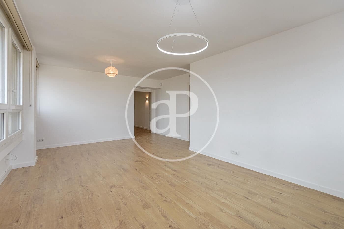 3 soverom Leilighet til salgs i Barcelona by - € 895 000 (Ref: 8915555)