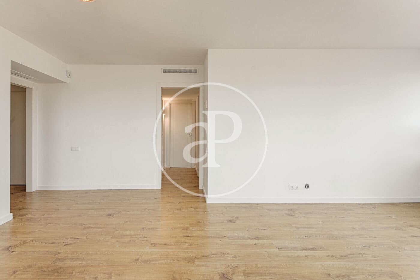 3 soverom Leilighet til salgs i Barcelona by - € 895 000 (Ref: 8915555)