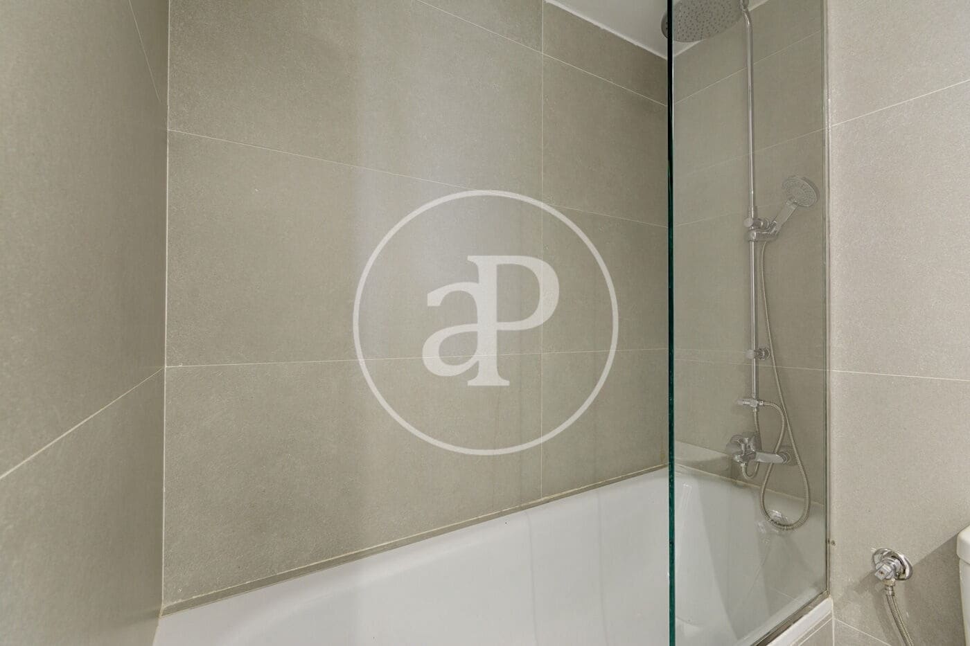 3 soverom Leilighet til salgs i Barcelona by - € 895 000 (Ref: 8915555)