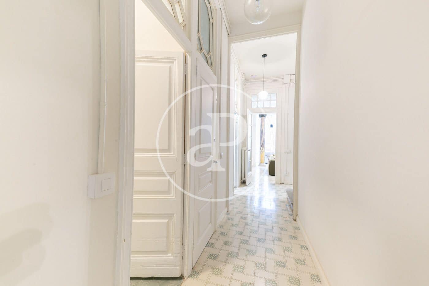 Appartement de 4 chambres à louer à Barcelone ville - 4 500 € (Ref: 8915558)