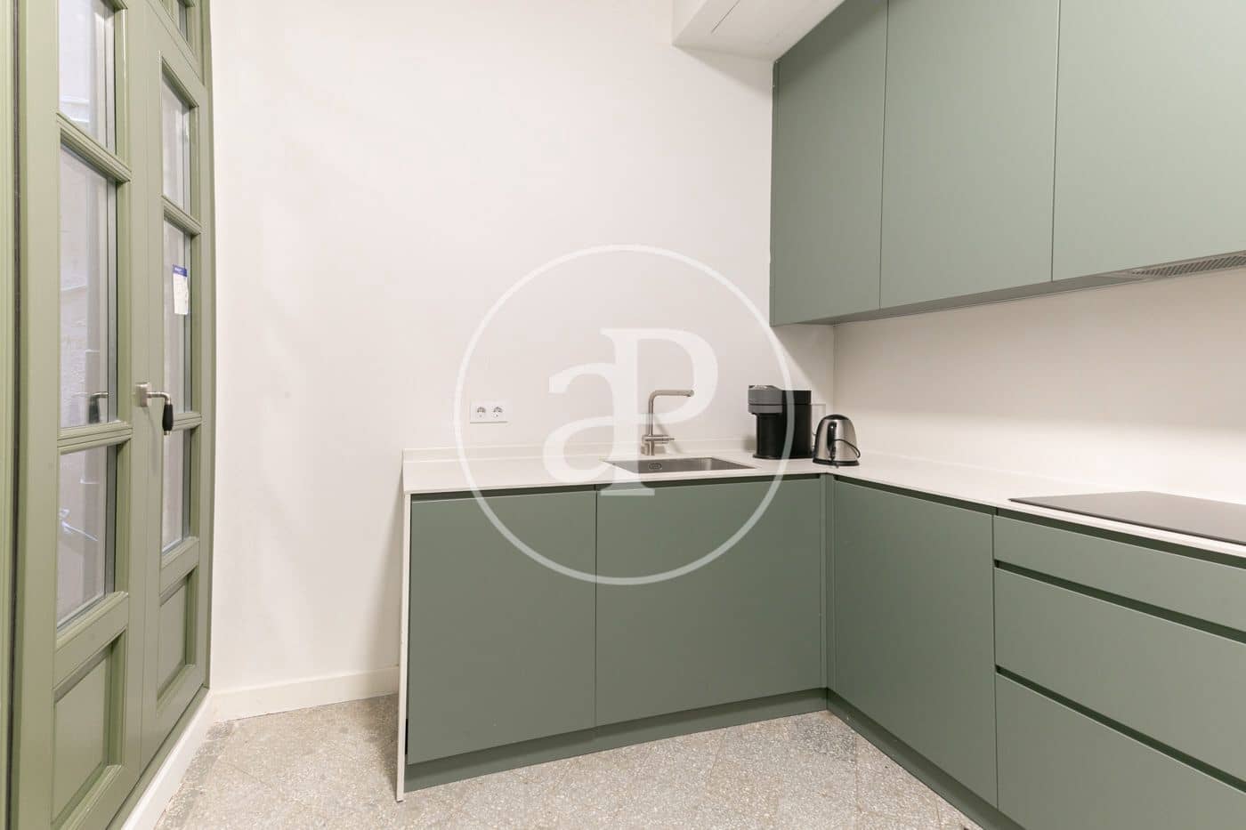 Appartement de 4 chambres à louer à Barcelone ville - 4 500 € (Ref: 8915558)