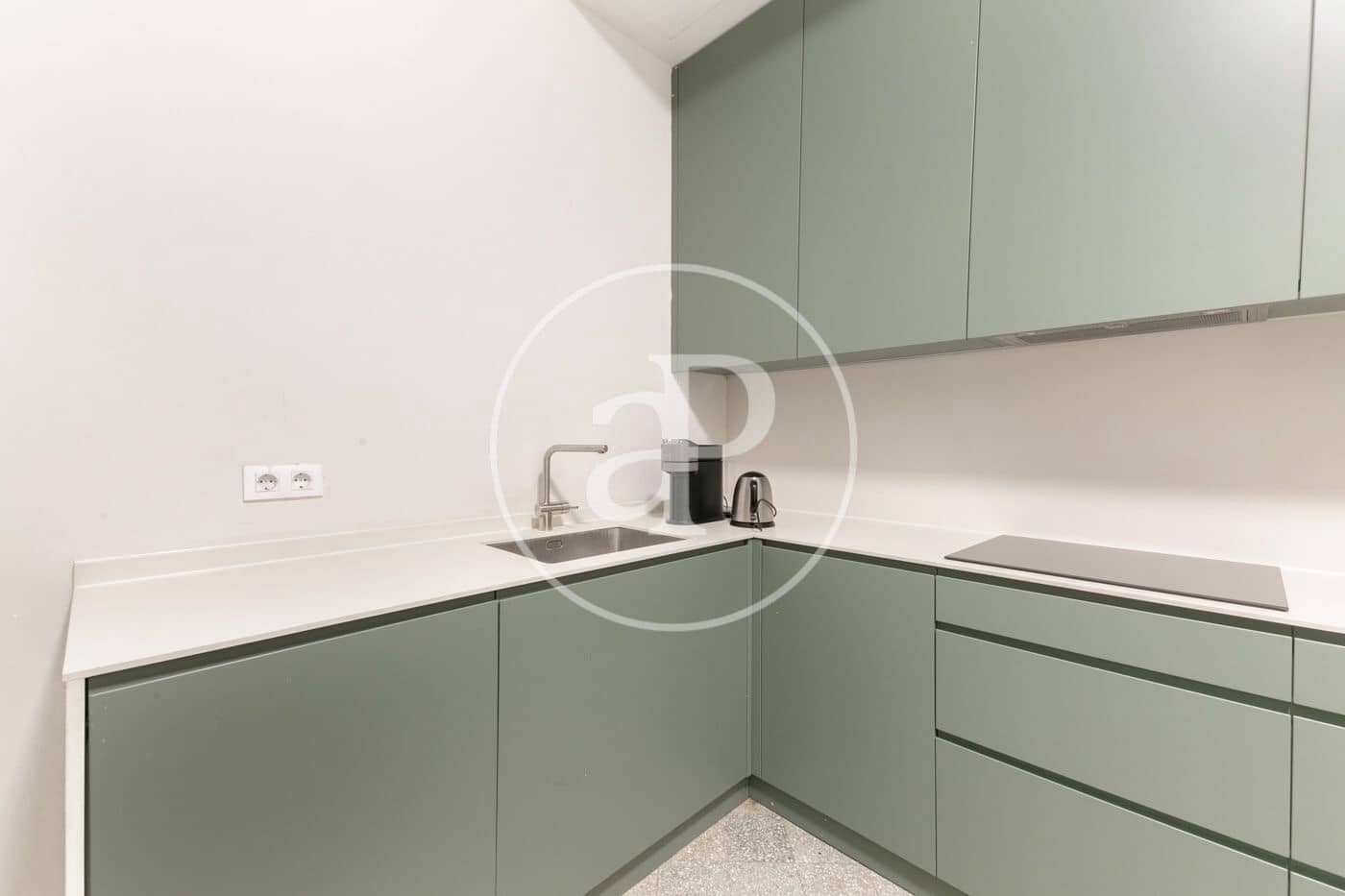 Appartement de 4 chambres à louer à Barcelone ville - 4 500 € (Ref: 8915558)