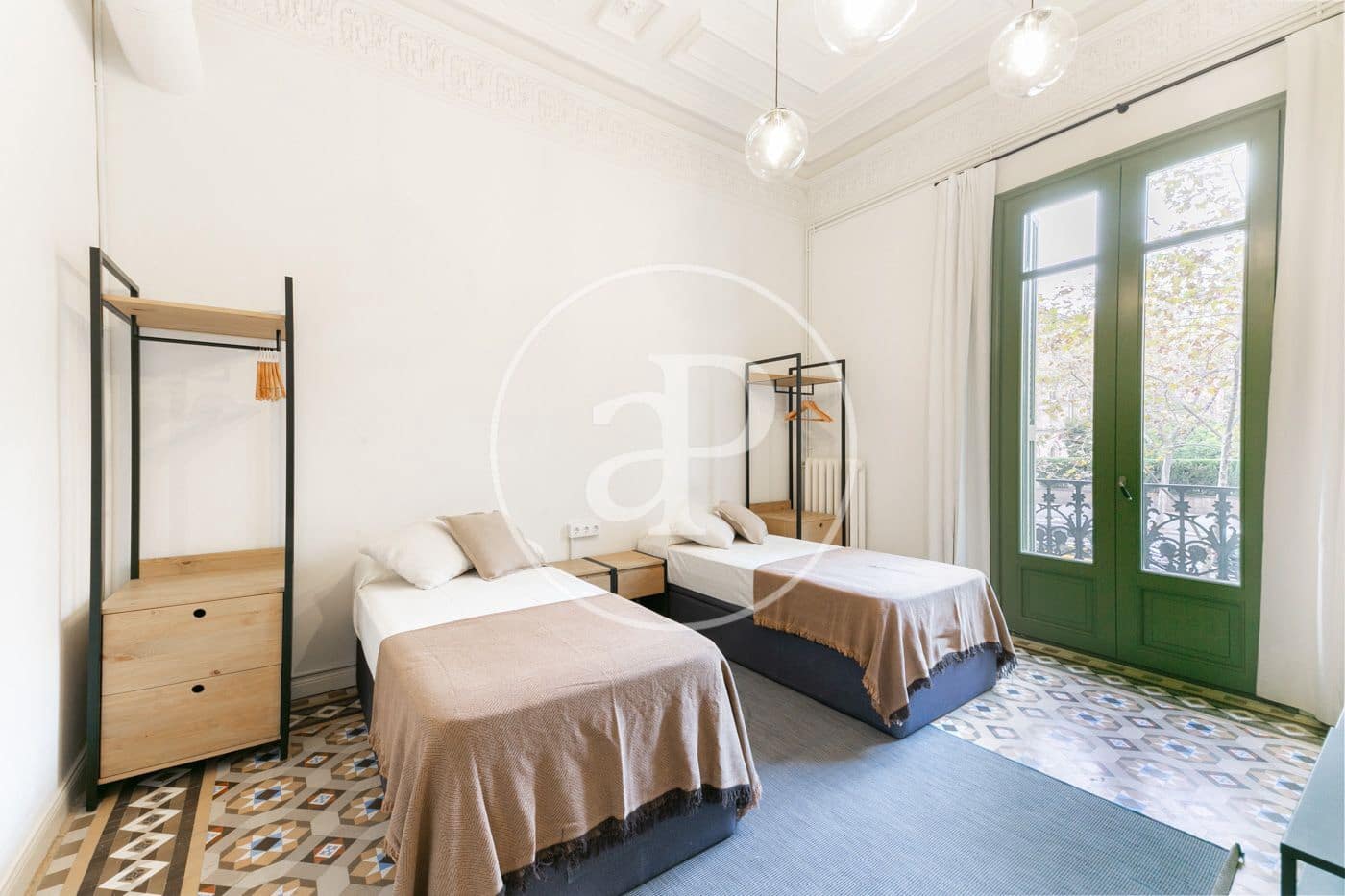 Appartement de 4 chambres à louer à Barcelone ville - 4 500 € (Ref: 8915558)