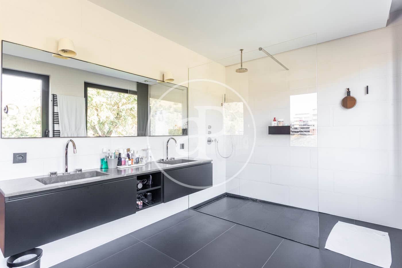 5 soverom Villa til salgs i Esplugues de Llobregat med svømmebasseng - € 3 950 000 (Ref: 8915562)