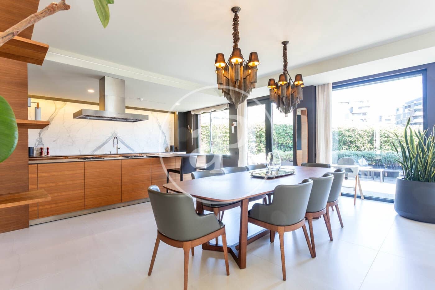 5 soverom Villa til salgs i Esplugues de Llobregat med svømmebasseng - € 3 950 000 (Ref: 8915562)