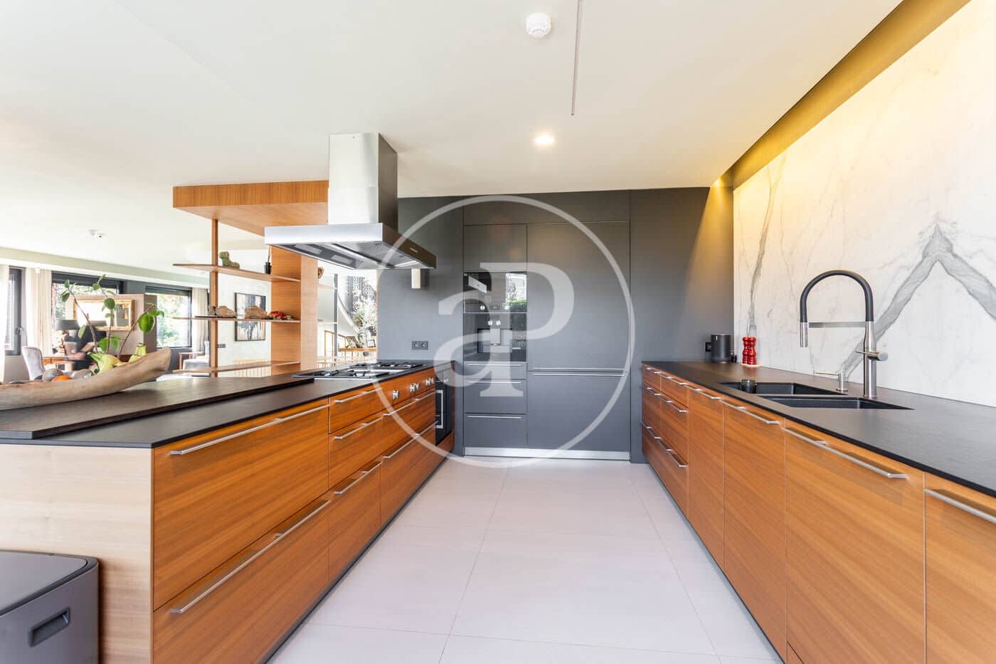 5 soverom Villa til salgs i Esplugues de Llobregat med svømmebasseng - € 3 950 000 (Ref: 8915562)