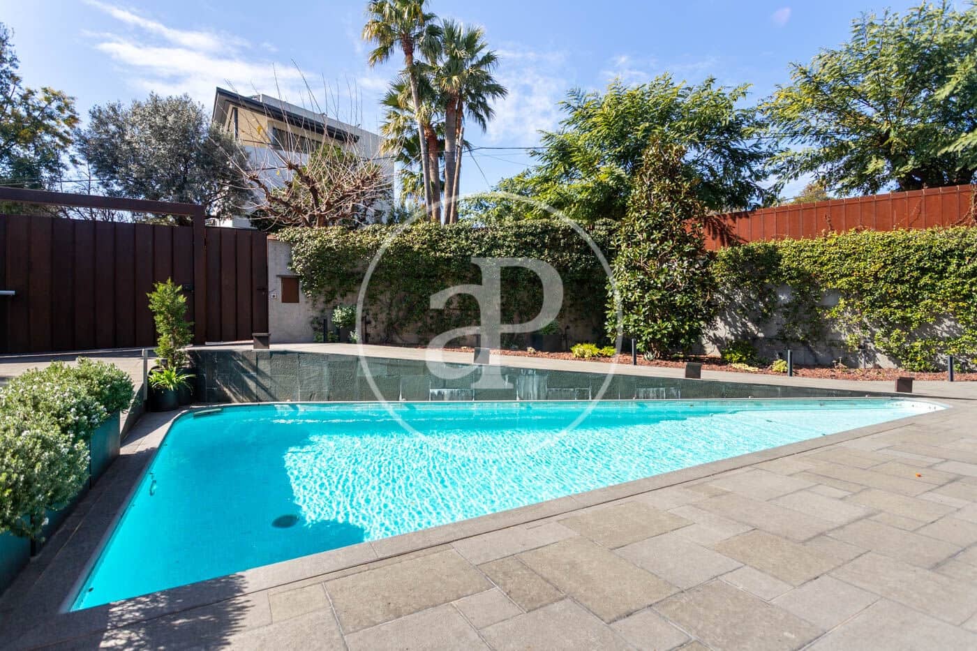 5 soverom Villa til salgs i Esplugues de Llobregat med svømmebasseng - € 3 950 000 (Ref: 8915562)