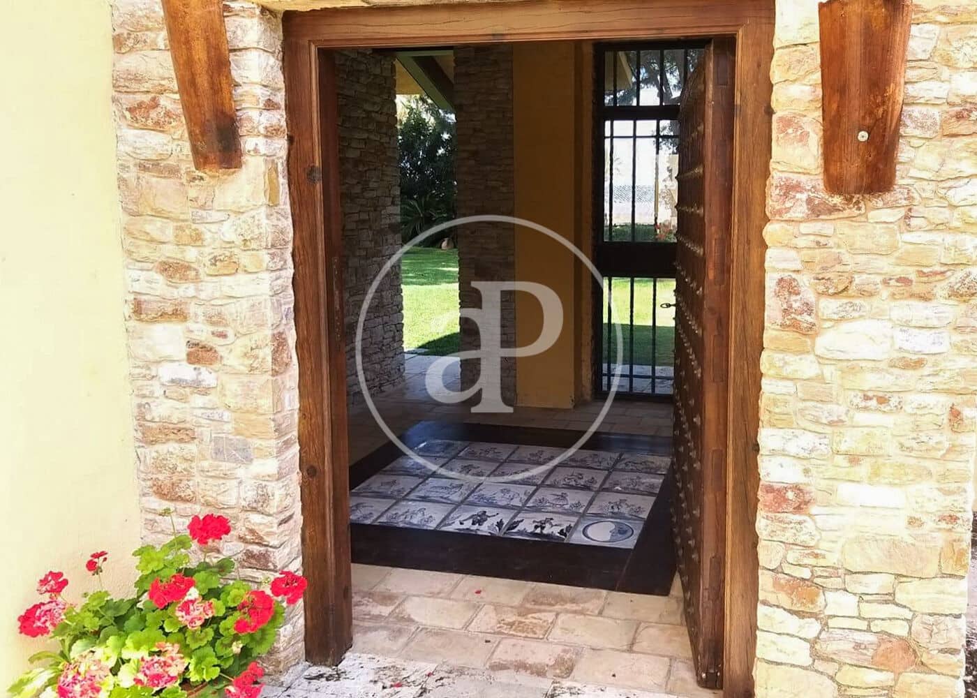 6 soveværelse Villa til salg i Sant Vicenc de Montalt med swimmingpool - € 3.000.000 (Ref: 8918232)