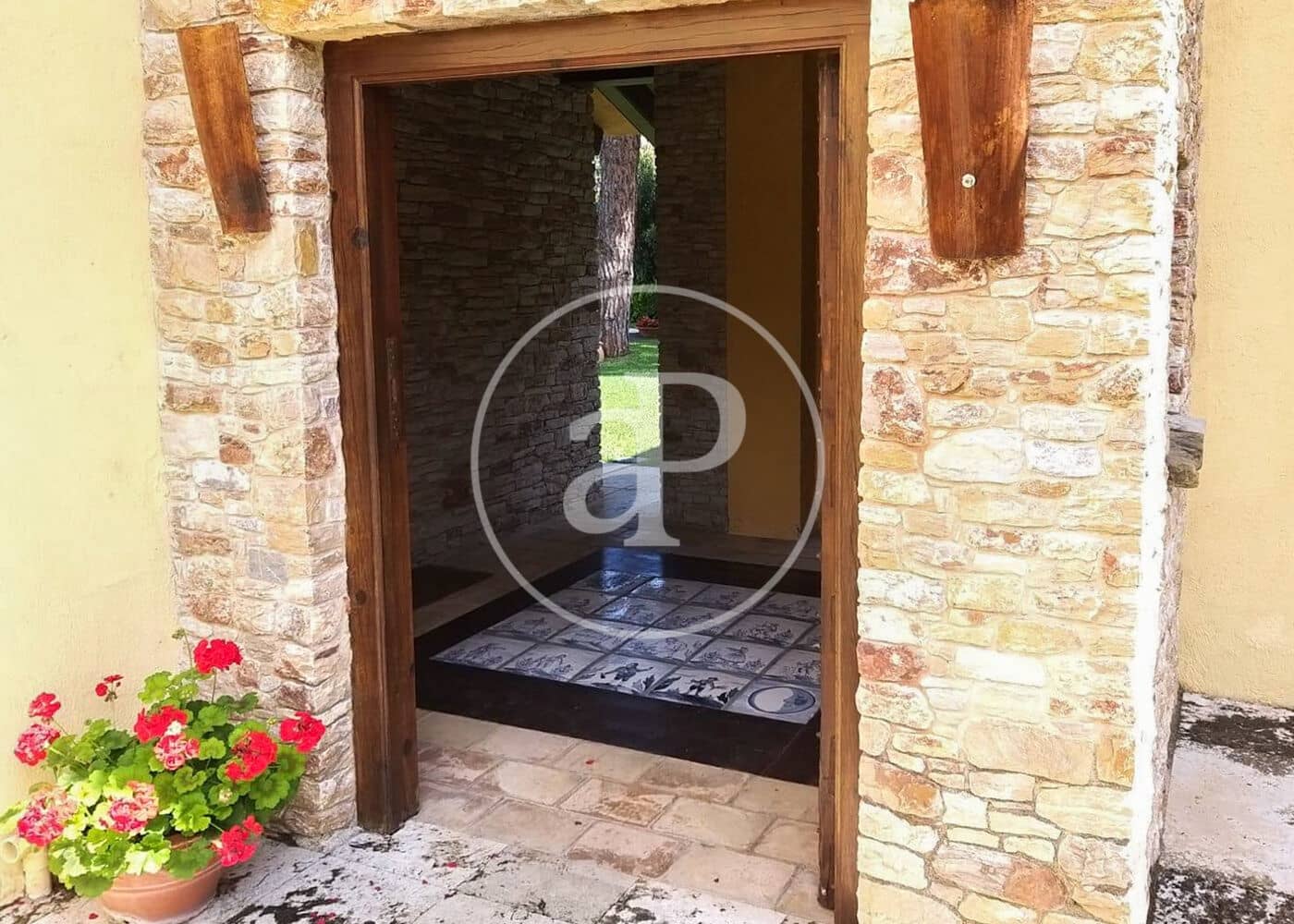 6 soveværelse Villa til salg i Sant Vicenc de Montalt med swimmingpool - € 3.000.000 (Ref: 8918232)