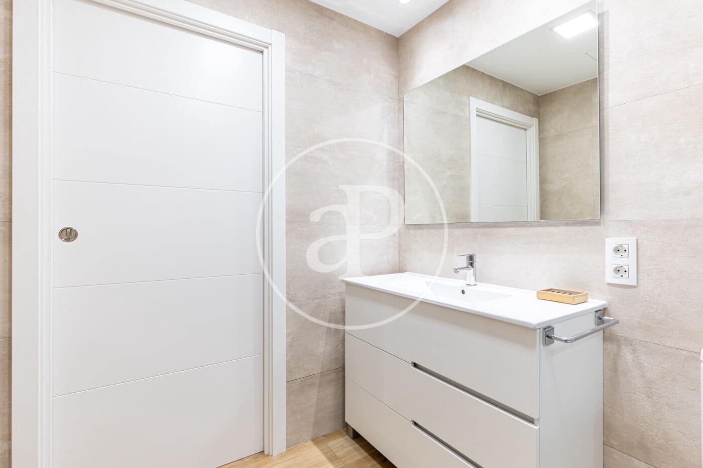 1 bedroom Apartment for rent in Rubi with garage - € 1,260 (Ref: 8921756)