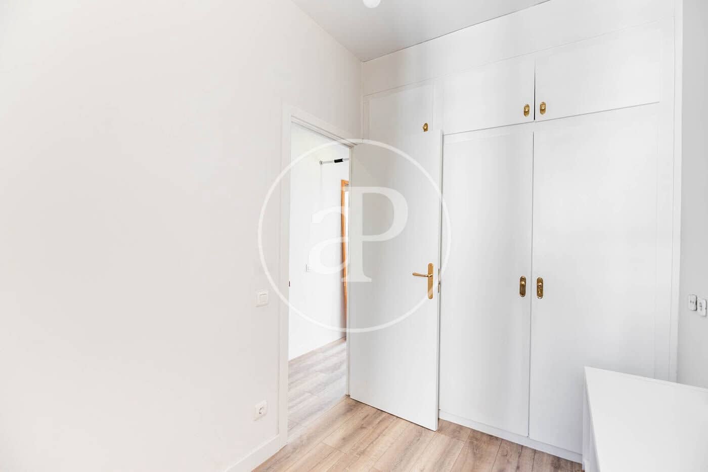 3 slaapkamer Appartement te koop in Barcelona stad - € 970.000 (Ref: 8921758)