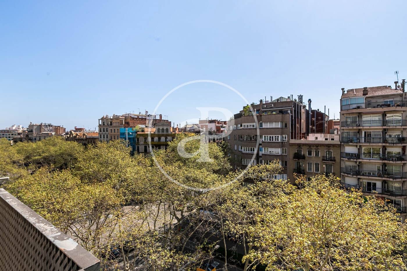 3 slaapkamer Appartement te koop in Barcelona stad - € 970.000 (Ref: 8921758)