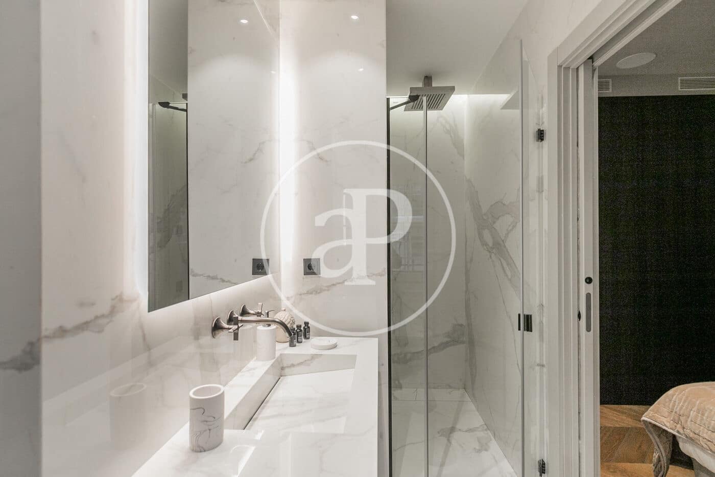 2 sovrum Lägenhet att hyra i Barcelona stad - 2 700 € (Ref: 8926917)