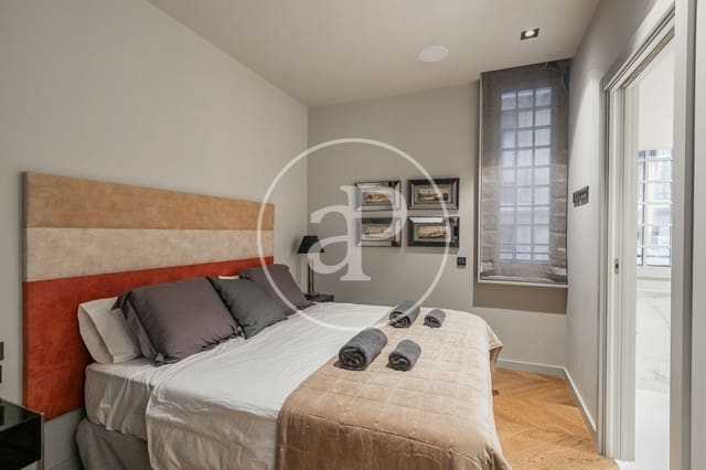 2 sovrum Lägenhet att hyra i El Barri Gòtic, Barcelona stad - 2 700 € (Ref: 8926917)