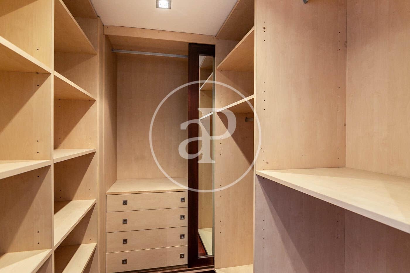 4 soveværelse Lejlighed til salg i Barcelona by med swimmingpool - € 2.000.000 (Ref: 8926920)