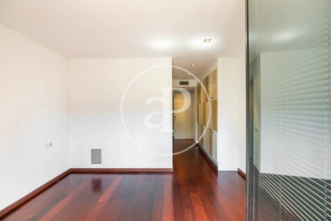 4 soveværelse Lejlighed til salg i Barcelona by med swimmingpool - € 2.000.000 (Ref: 8926920)