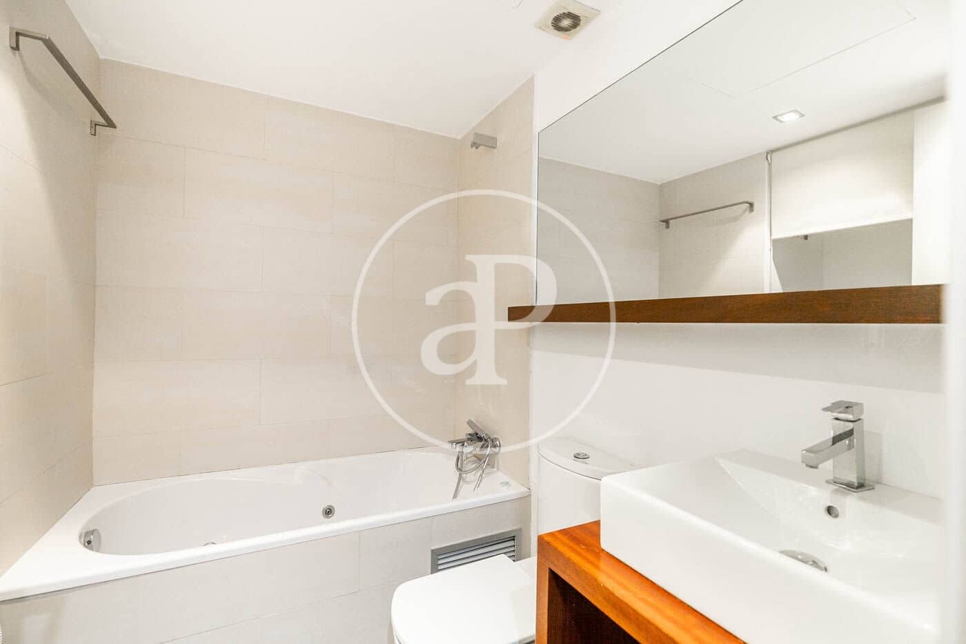 4 soveværelse Lejlighed til salg i Barcelona by med swimmingpool - € 2.000.000 (Ref: 8926920)