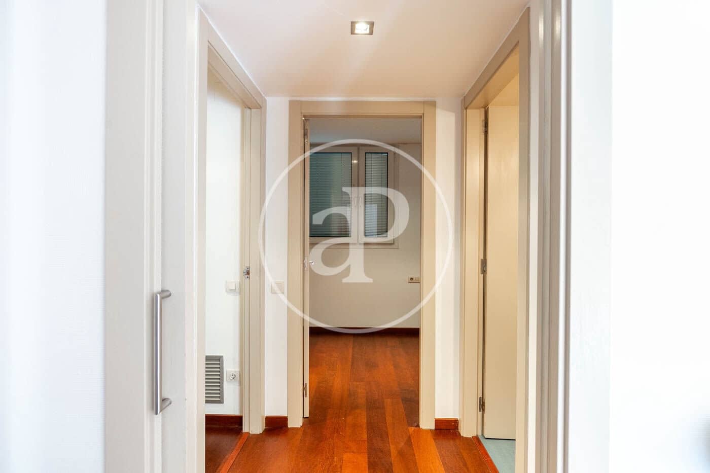 4 soveværelse Lejlighed til salg i Barcelona by med swimmingpool - € 2.000.000 (Ref: 8926920)