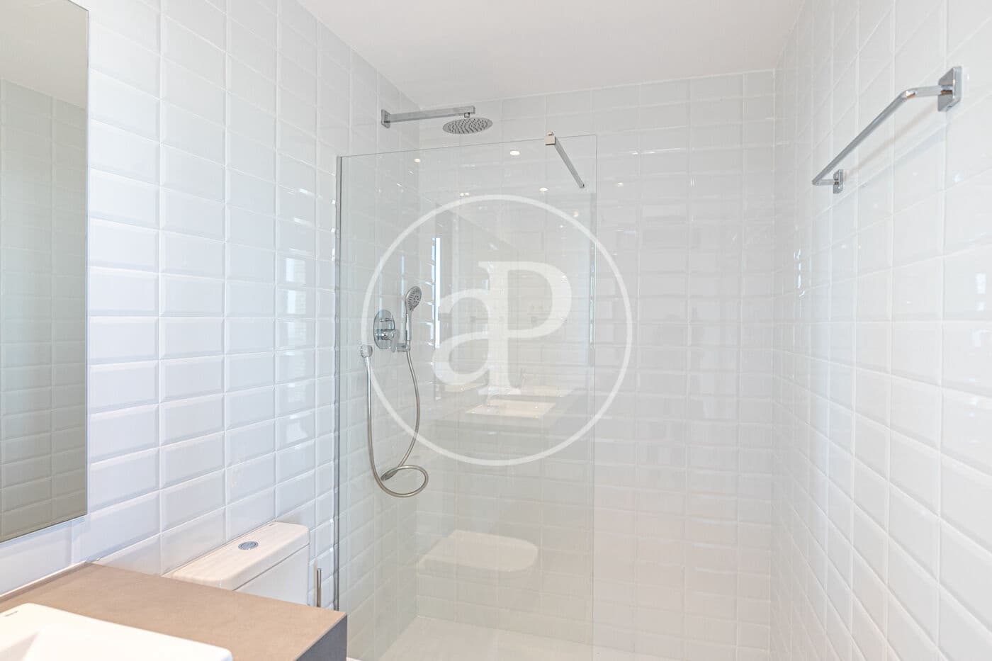 3 bedroom Penthouse for rent in Esplugues de Llobregat - € 3,550 (Ref: 8926923)